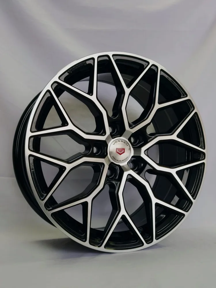Replica 98752 8x18/5x114.3 D67.1 ET35 черный