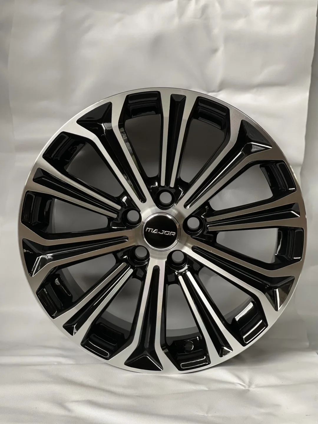 Volkswagen 1508 6.5x16/5x100 D67.1 ET35 4 диска черный, серебристый