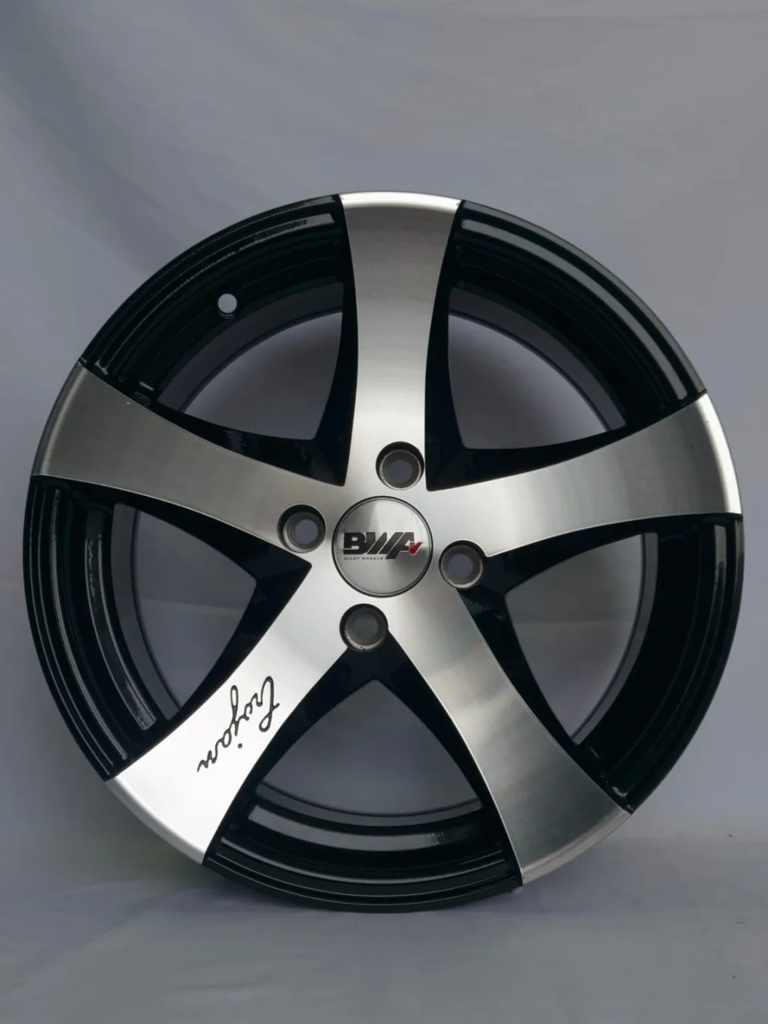 Replica 1223 7x15/4x98 D58.6 ET35 черный, серебристый
