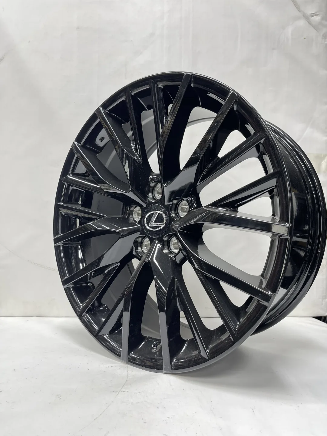 RNO 741 8x19/5x114.3 D60.1 ET35 черный