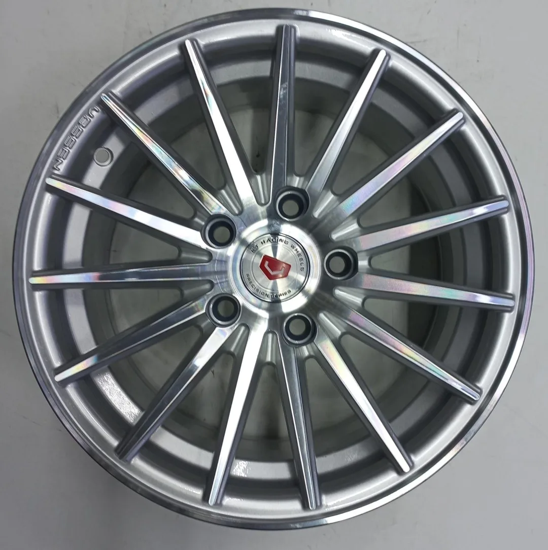 Vossen 199 7x15/5x114.3 D67.1 ET35 серебристый