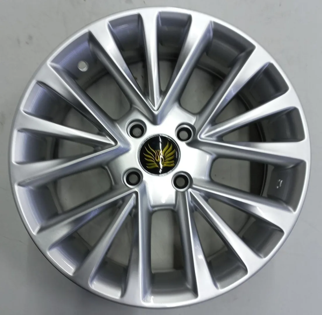 Auher 579s 6x15/4x100 D67.1 ET35 серебристый