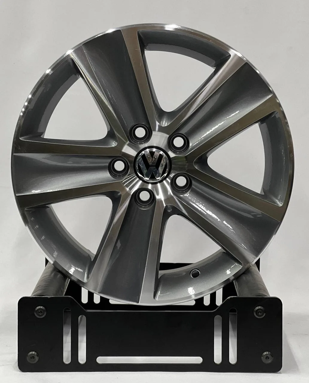 Bai Wheels 7010 6x15/5x100 D57.1 ET40 4 диска графит