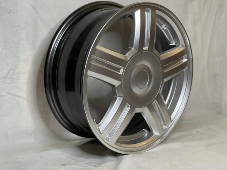 Replica 332 5.5x14/4x98 D58.6 ET35 серебристый
