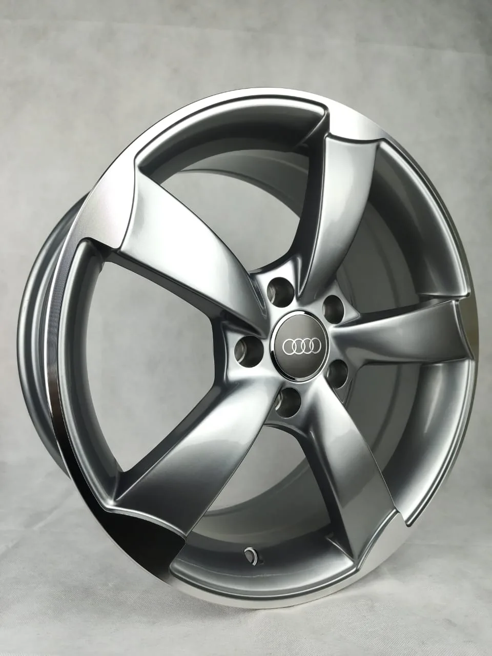VAG 357 Rotor 7.5x17/5x112 D66.6 ET35 серый