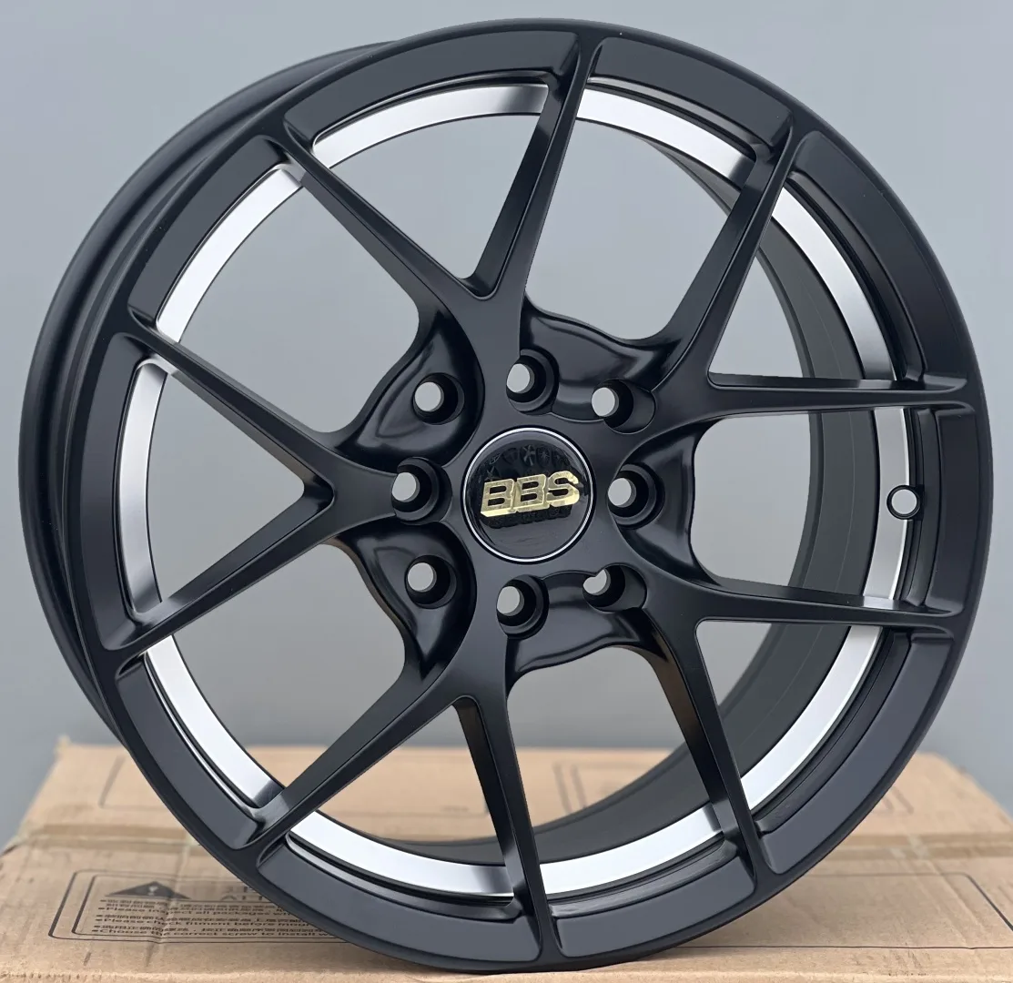 RNO BBS 7x15/4x100/114 D73.1 ET35 4 диска черный