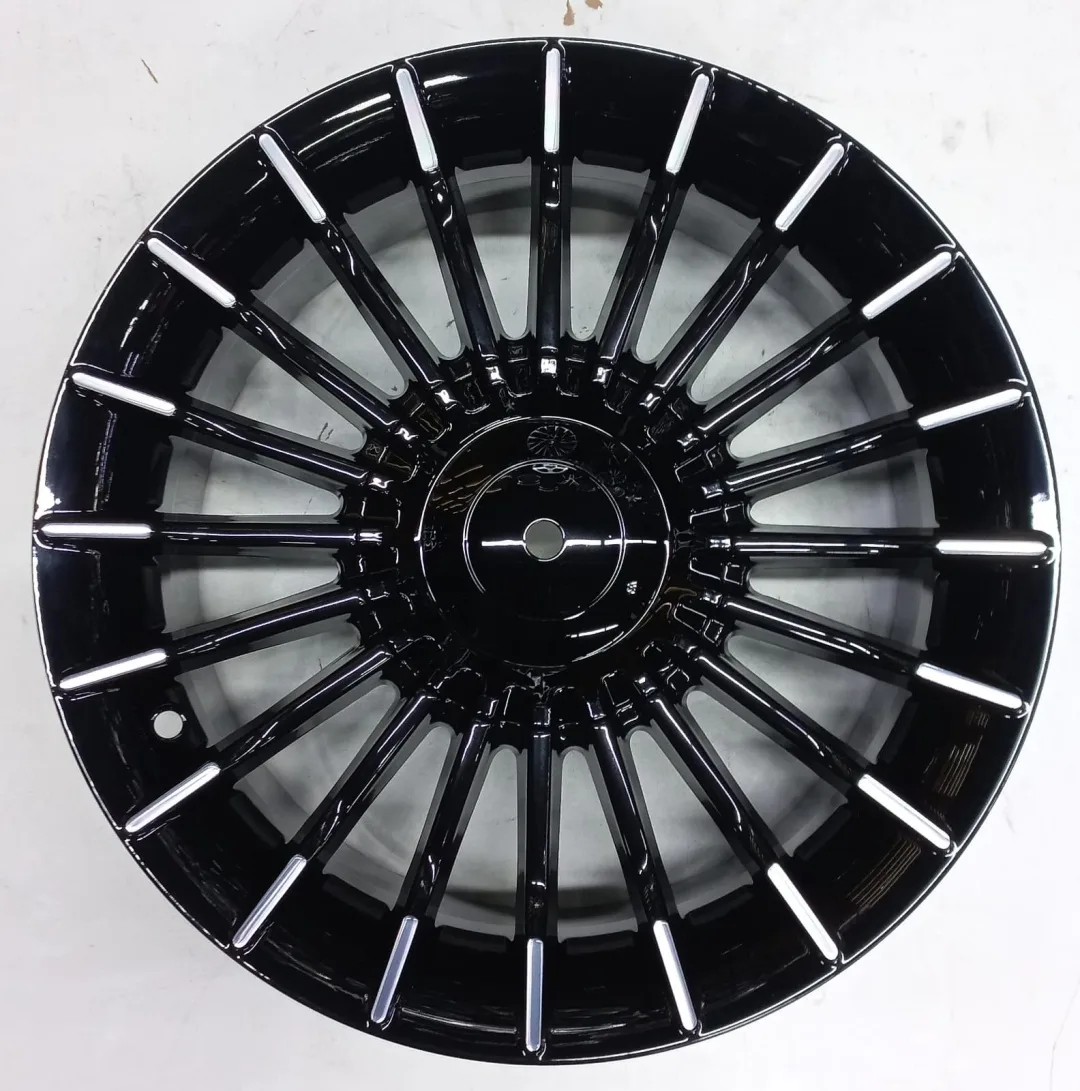 Replica 1042 6.5x15/4x100 D67.1 ET35 4 диска черный