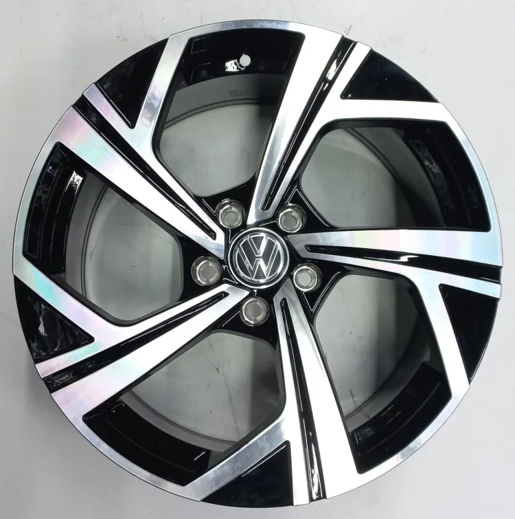 Volkswagen 5851 8x18/5x112 D57.1 ET45 черный