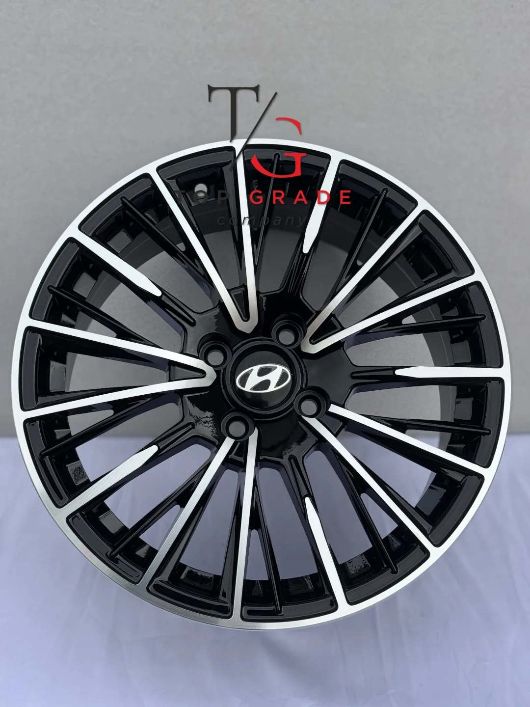 HYUNDAI / KIA TG107 7x16/4x100 D67.1 ET35 4 диска черный, серебристый