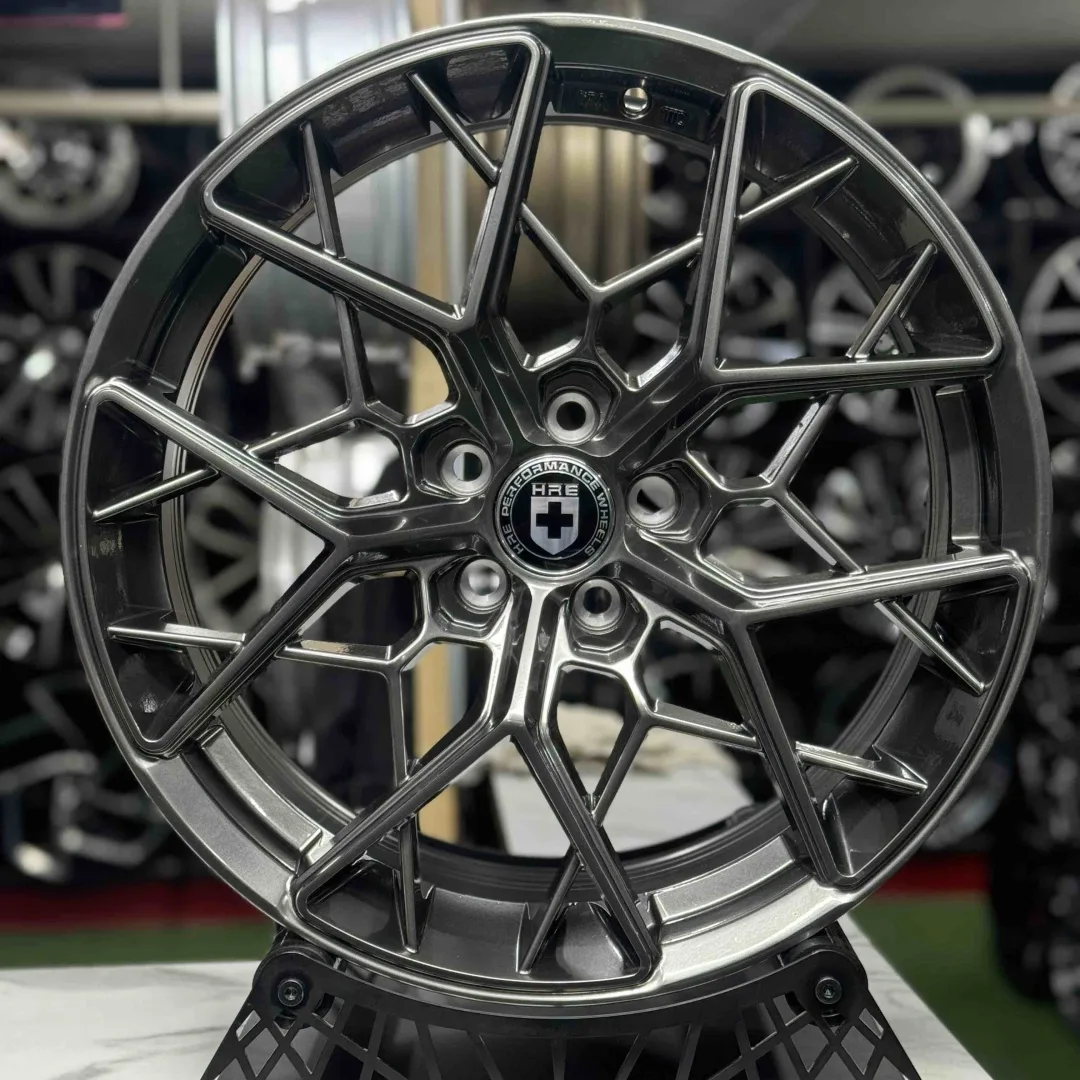 HRE XF019 7.5x17/5x100 D73.1 ET35 4 диска графит