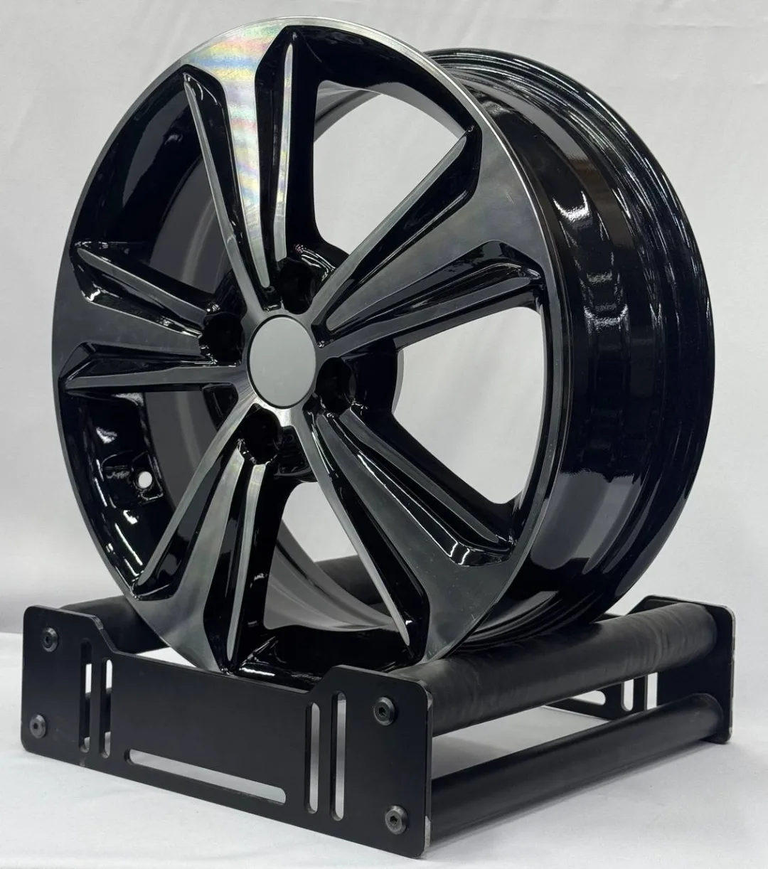Wheels 5368 6x16/4x100 D54.1 ET45 4 диска черный, серебристый
