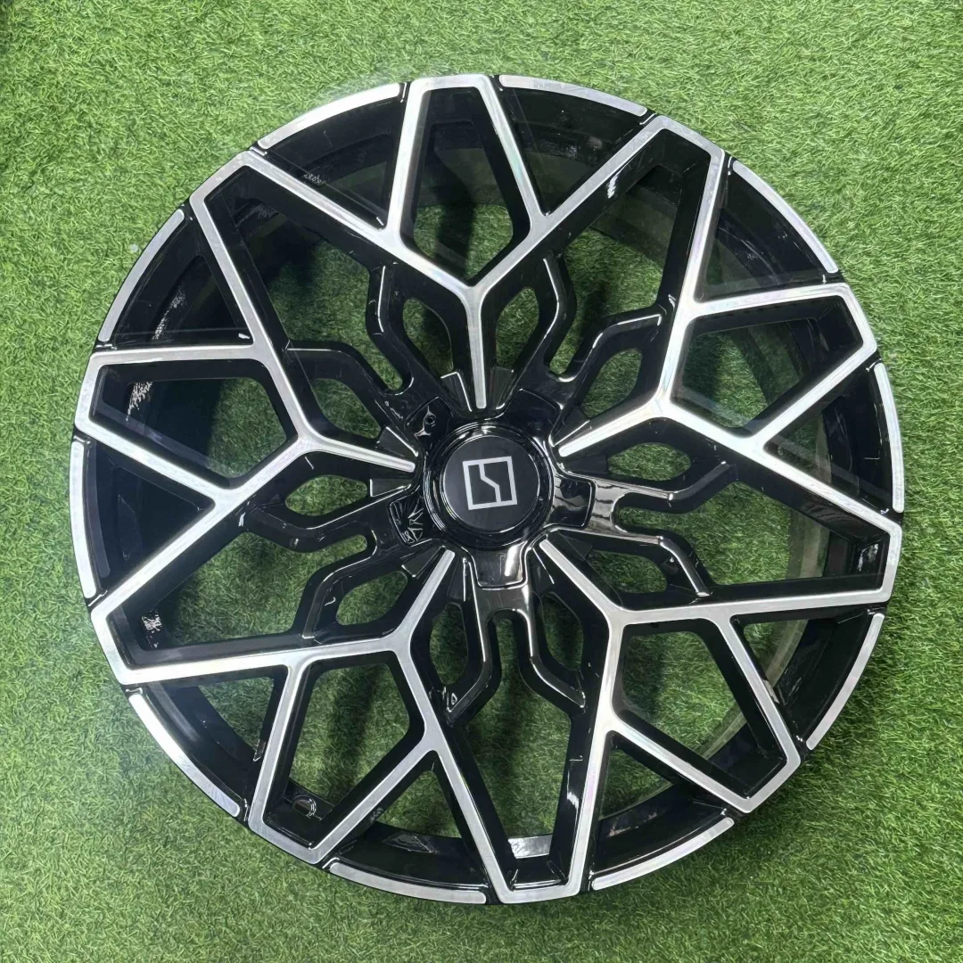 RNO HJ 0437 9.5x22/5x108 D63.4 ET35 4 диска черный, серебристый