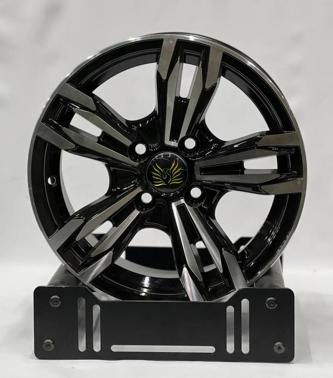 Top Grade Top Grade 6x14/4x100 D67.1 ET35 4 диска черный, серебристый