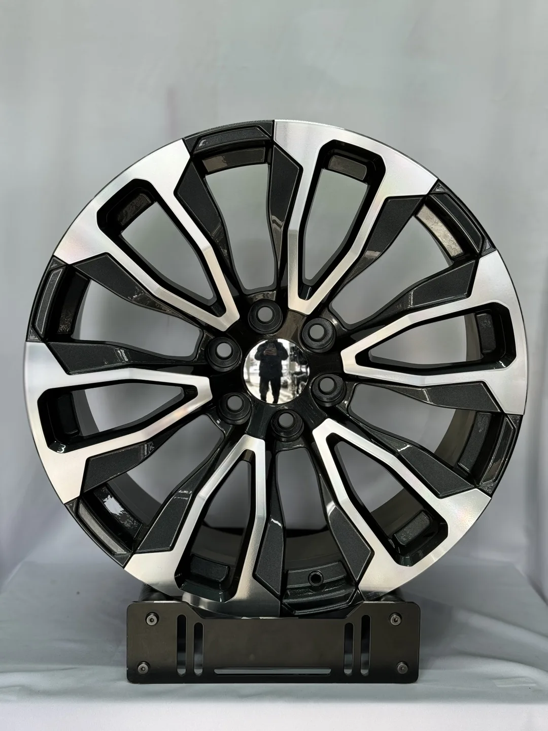 Top Grade Top Grade 9x22/6x139.7 D78.1 ET20 4 диска серебристый, графит
