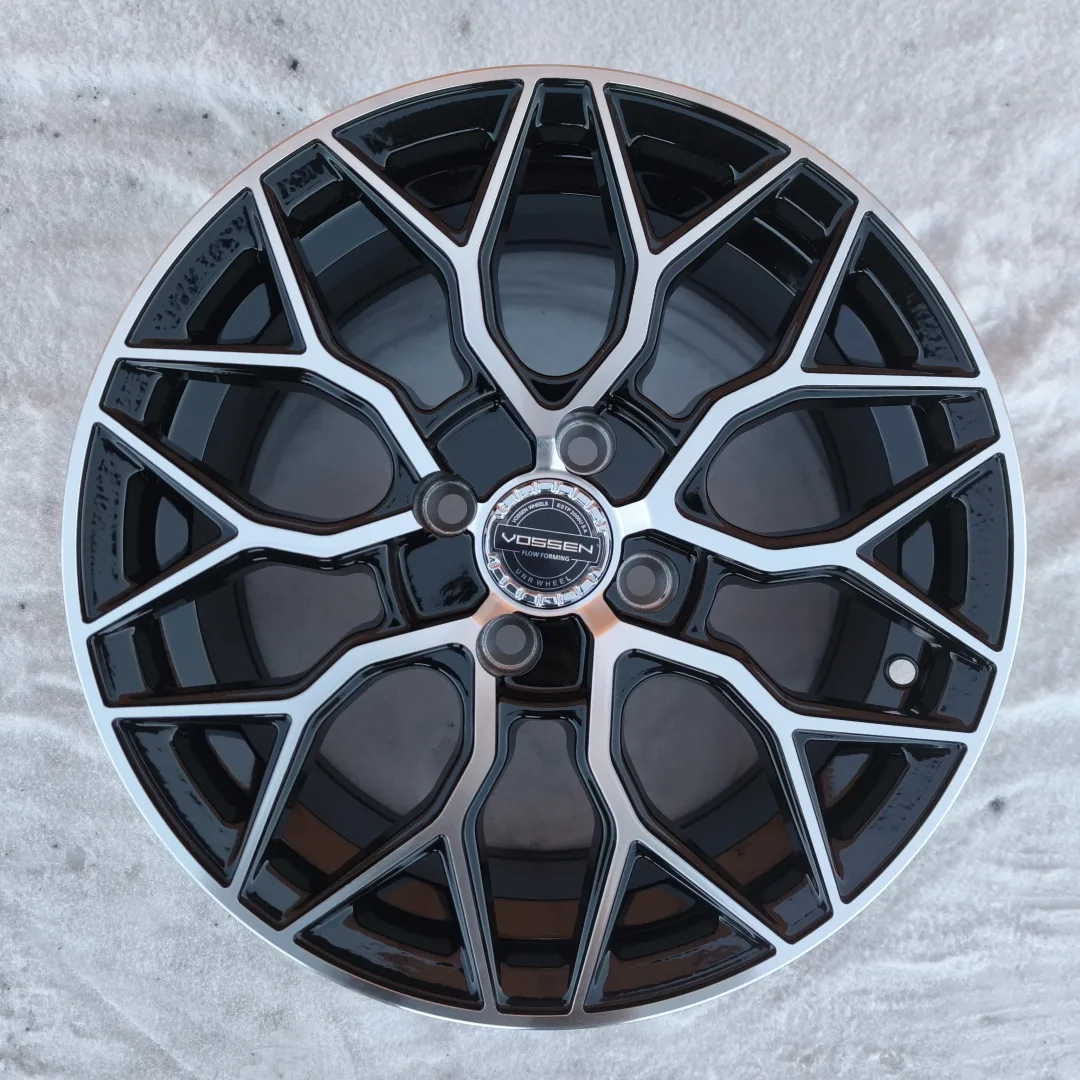 Wheels 1024 7x15/4x100 D67.1 ET35 4 диска черный, серебристый