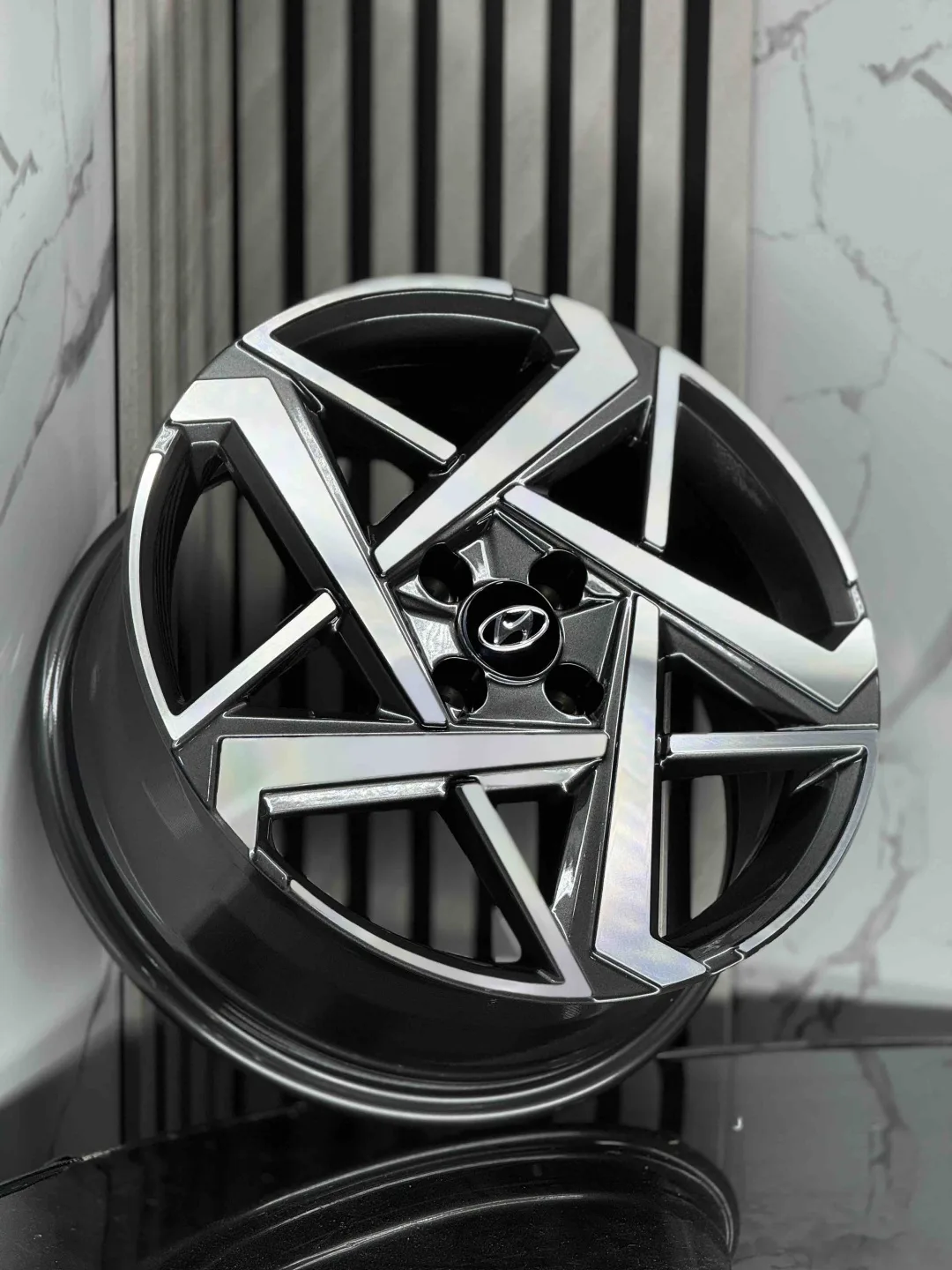 HYUNDAI / KIA 3534 7x17/4x100 D54.1 ET54 4 диска графит